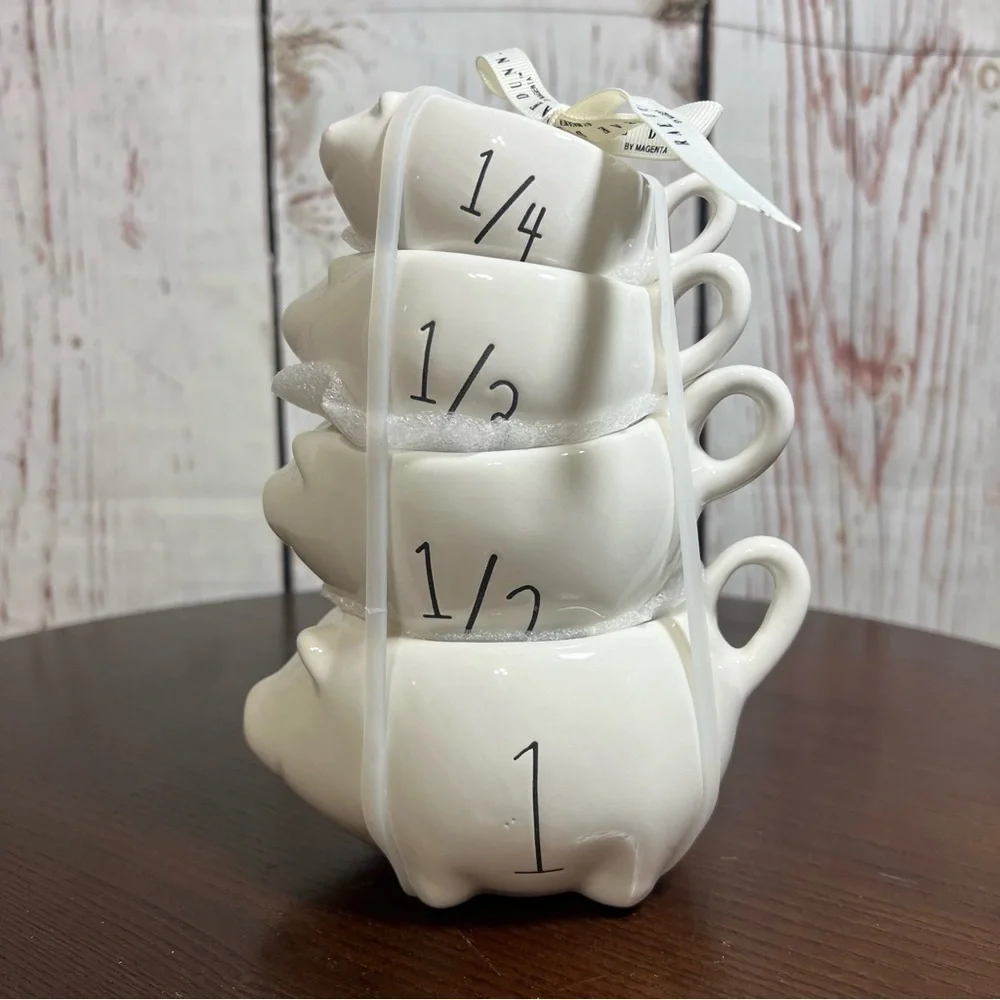 RAE DUNN measuring set 4 whimsical piglets .25-1  nwt no box Country